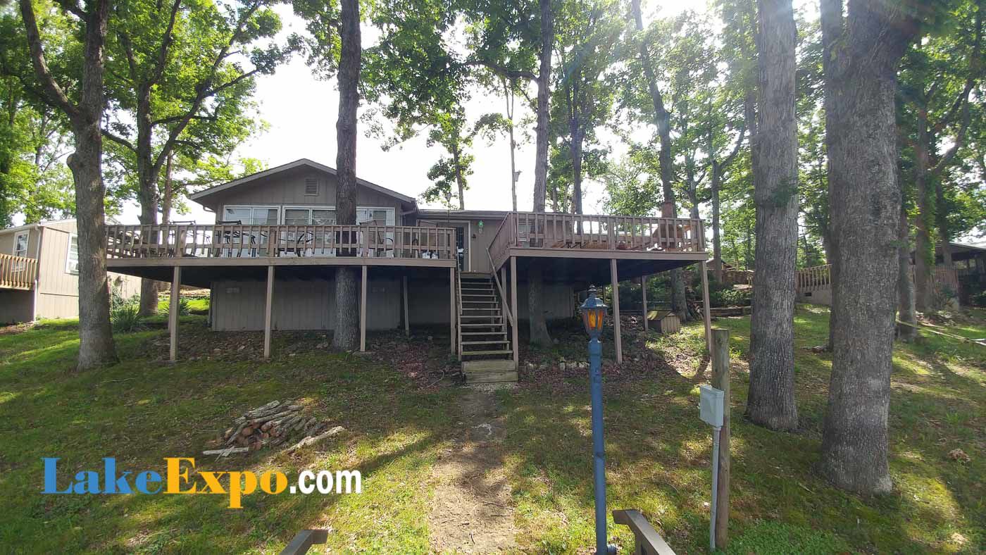 Mystic Marina Cabin